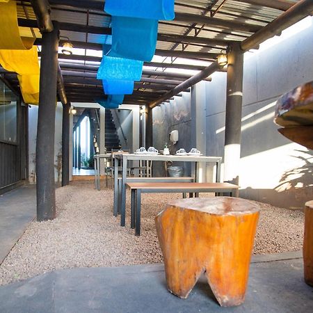 Shelter Hostel E Pousada Ponta Porã Dış mekan fotoğraf